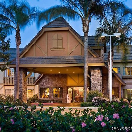 Folk Inn Ontario Airport Екстер'єр фото