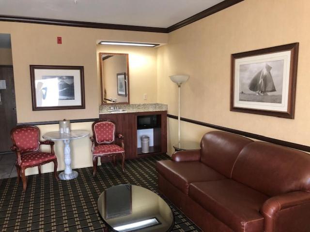 Folk Inn Ontario Airport Екстер'єр фото